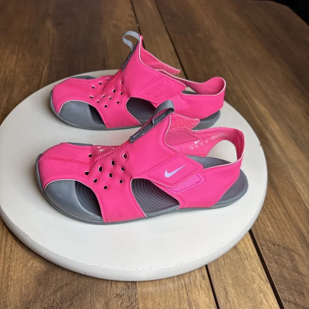 Nike Kids 3Y Hyper Pink Sunray Protect Sandals Gorpcore Water Shoes Hook Loop